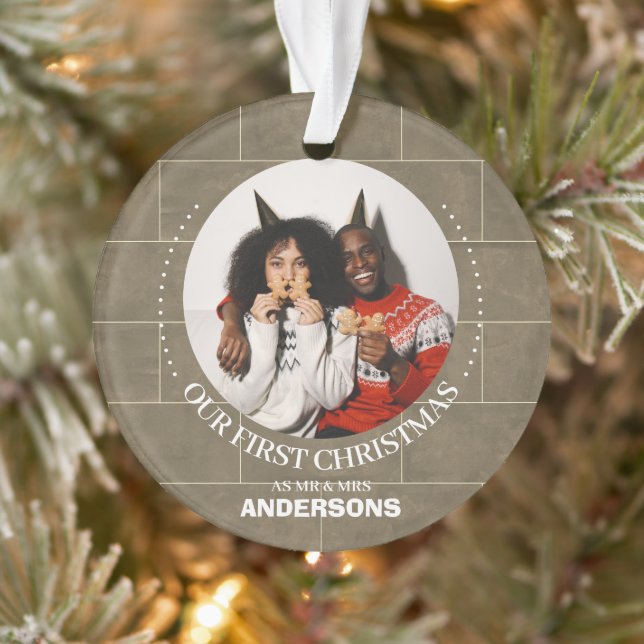 Ornamento Brick Wall Nosso primeiro Natal, Sr. e Sra. Casada (Árvore)