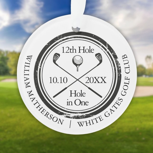Ornamento Buraco De Golfe Personalizado Em Um Retro Preto E  (Custom Golf Hole In One Retro Black And White Ornament)