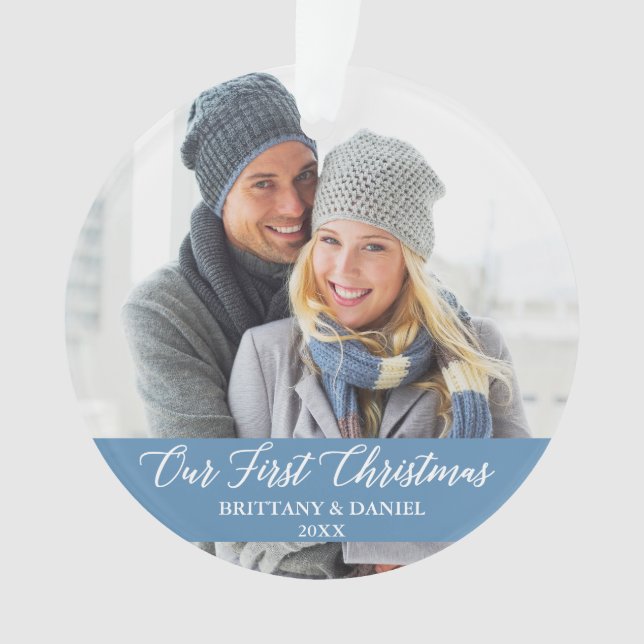 Ornamento Caligrafia Nossa Primeira Foto De Natal Azul Claro (Frente)