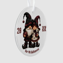 Casal de Gnomos de Halloween Burgundy com Xadrez