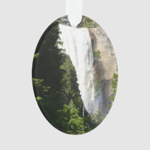 Ornamento Catarata Vernal II no Parque Nacional de Yosemite