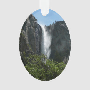 Ornamento Cataratas Bridalveil no Parque Nacional de Yosemit
