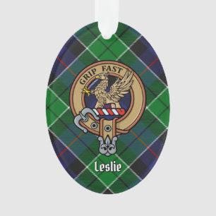 Ornamento Clan Leslie Crest sobre caçar Tartan