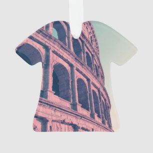 Ornamento Colósio em Roma. Romano monumental de três níveis