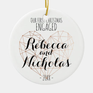 Ornamento cor-de-rosa do primeiro coração