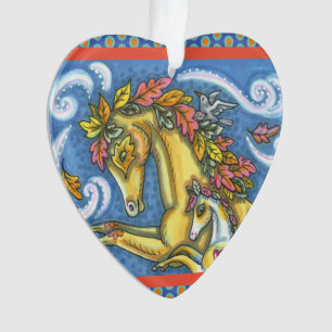 ORNAMENTO CORAÇÃO NO OUTONO DEIXA O CAVALO E O COLT