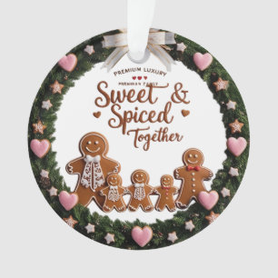 Ornamento Coroa de Pão de Mel Premium Romântico Família Acrí