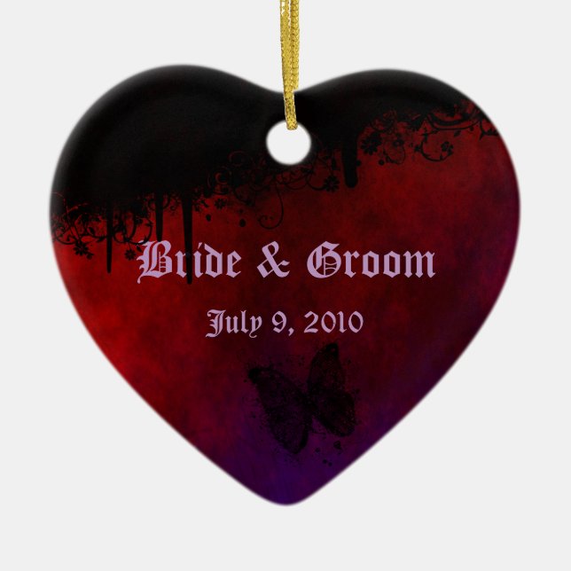 Ornamento de Casamento Gothic Heart Keepsasawn (Frente)