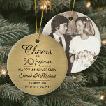 Ornamento De Cerâmica 1 Foto QUALQUER Aniversário Alegre Bruche Faux Dou<br><div class="desc">Feliz Aniversário! Comemore qualquer aniversário de casamento com uma foto personalizada de um ornamento cerâmico preto e dourado. Imagem, número de anos, nomes de casais e data de casamento neste modelo são todos simples de personalizar. Design apresenta um fundo metálico escovado, uma tipografia do estilo vintage art deco, uma caligrafia...</div>