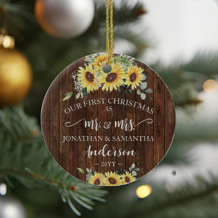 Ornamento De Cerâmica 1rua de Natal como Sr. e Sra. Newlywing Wood Sunfl