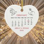 Ornamento De Cerâmica 2024 Data de casamento Calendário cardíaco casado<br><div class="desc">2024 Data De Casamento Cardíaco Calendário Casado Encomenda Cerâmica. Itens correspondentes disponíveis.</div>