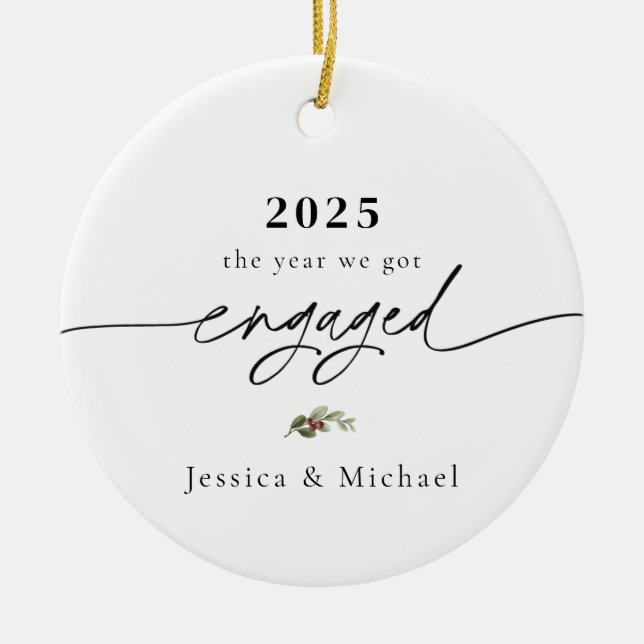 Ornamento De Cerâmica 2025 Engaged Ornament | Modern Photo Keepsake (Frente)