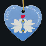 Ornamento De Cerâmica 29º aniversário do casamento Swan Heart<br><div class="desc">O presente associado ao 29º aniversário de casamento são móveis,  mas para este coração cerâmico usei meu design de um belo par de cisnes na pose cardíaca clássica. O texto é editável. Um presente adorável para um casal romântico comemorando seu 29º aniversário.</div>