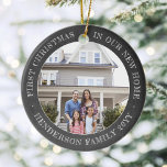 Ornamento De Cerâmica 2 Home Photos First Xmas New Home Faux Chalkboard<br><div class="desc">Celebre a alegria de seu novo lugar com uma foto personalizada de dois "Primeiro Natal em nossa Nova Casa", um falso ornamento cerâmico. Todos os textos e imagens neste modelo são simples de personalizar, e podem ser diferentes ou iguais em frente e atrás. (DICAS DE IMAGEM e DESIGN DE TEXTO:...</div>