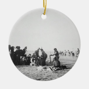 Ornamento De Cerâmica A dança de fantasma, South Dakota, 1890 (foto de