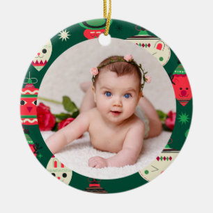 Ornamento De Cerâmica A foto do seu bebê é verde-de-Natal