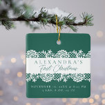 Ornamento De Cerâmica A primeira foto de Natal do Elegante White Lace Ba<br><div class="desc">A primeira foto de Natal e natalidade de um bebê simples e elegante mantém o ornamento de fotos. O design apresenta um elegante Design de renda branca falso. Personalize com o nome do bebê, data, hora e estatísticas de nascimento e adicione a foto do seu bebê à parte de trás...</div>