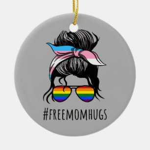 Ornamento De Cerâmica Abraços Grátis da Mamãe IV - Arco-íris Transgay co