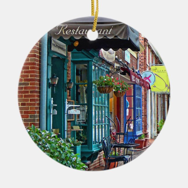 Ornamento De Cerâmica Alexandria VA - Restaurante com Brown Awning (Frente)