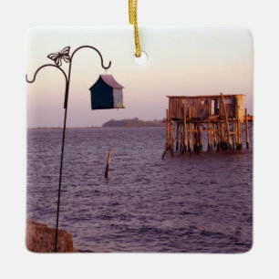 Ornamento De Cerâmica Alimentador de Ave de Chave Cedar