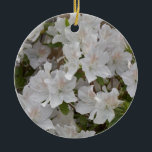 Ornamento De Cerâmica alstroemeria branca na floração na primavera<br><div class="desc">alstroemeria branca na floração na primavera</div>