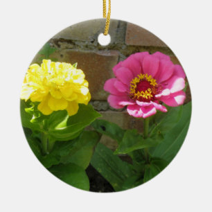 Ornamento De Cerâmica Aniversário Personalizado de Zinnias Rosa e Amarel