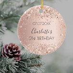 Ornamento De Cerâmica Aniversário rosa dourado nome<br><div class="desc">Um ornamento para um aniversário de 21 ruas (ou qualquer idade) feminino e glamouroso. Um fundo rosa,  cor-de-rosa,  com rosa dourado confete,  brilhos. Personalize e adicione uma data,  um nome e uma idade.</div>