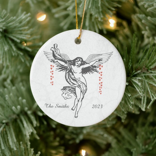 Ornamento De Cerâmica Anjo de Natal Personalizado Soltando Corações (Árvore)
