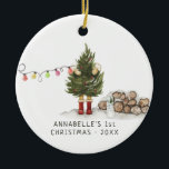 Ornamento De Cerâmica Árvore de Natal| Primeira Autorização de Natal do<br><div class="desc">O Primeiro Ornamento de Natal do bebê apresenta um doce "abraço" de árvore, e elementos de férias de aquarela. Personalize com suas informações e data do bebê e adicione sua própria foto às costas! Um presente maravilhoso para o Natal de uma rua do seu bebê. Adicione seu texto personalizado a...</div>
