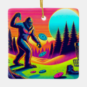 Ornamento De Cerâmica Árvores escuras   Humor de Golfe em Disco Bigfoot