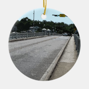 Ornamento De Cerâmica Atravessando A Ponte 7622