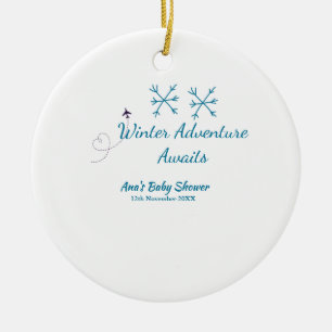Ornamento De Cerâmica Aventura de Inverno aguarda blue snowflake baby sh