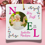 Ornamento De Cerâmica Baby Girl First Christmas Pink First Noel Photo<br><div class="desc">Este Enfeites de natal personalizável de duas faces, Baby Girl Foto 1rua, Noel Keepsasasasasasasaké, com seu brilhante, colorido, verde-rosa e branco, design festivo, é o presente perfeito, guardar ou adicionar ao seu decoro de férias. Estão disponíveis abaixo outras variações do produto. Este design de produto pode ser adquirido como está...</div>