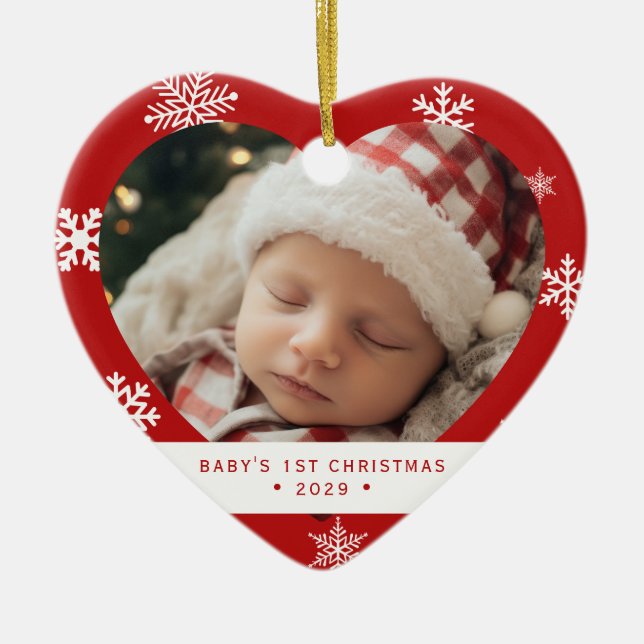 Ornamento De Cerâmica Baby’s First Christmas Heart Shaped Photo Ornament (Frente)