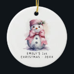 Ornamento De Cerâmica Baby Snowman | Primeiro Natal do Bebê<br><div class="desc">O "Baby Snowman" | Primeiro ornamento cerâmico de Natal do bebê" é uma adorável guarnição com um pinguim doce vestindo um macacão de rena, aninhado em meio a galhos de pinheiro. O que torna este ornamento realmente especial é a opção de personalizá-lo com a informação do seu bebê e a...</div>