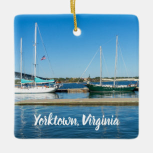 Ornamento De Cerâmica Barcos no Rio York por Yorktown