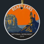 Ornamento De Cerâmica Bears Ears Monumento Nacional Utah Vintage<br><div class="desc">Bears Ears vetor trabalho de arte design. O monumento protege a terra pública que circunda as Ursas,  um par de bordas,  e a área de escalada do corredor indiano Creek.</div>