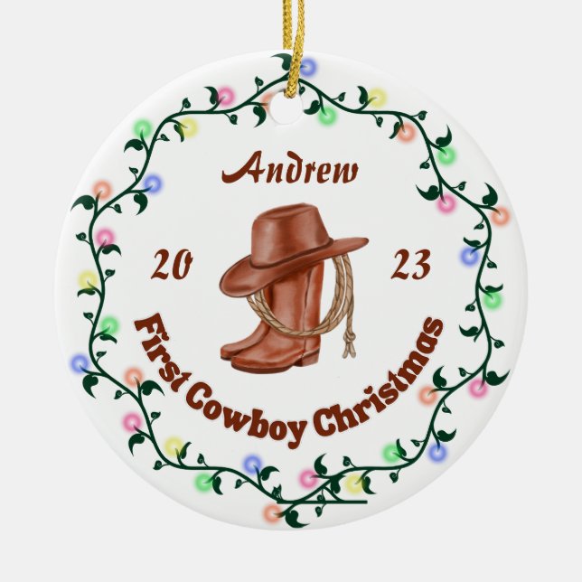 Ornamento De Cerâmica Bebê Cowboy Personalizado Primeiro Natal (Frente)