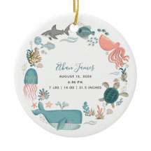 Bebê Menino Sob O Mar Estatuam Em Bicho