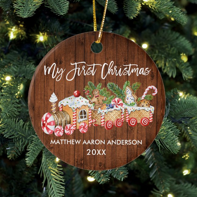 Ornamento De Cerâmica Bebê Meu Primeiro Natal Gengibre De Madeira (Baby's First Christmas Candy Cane Train Ornament)