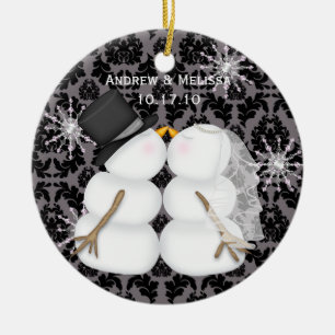 Ornamento De Cerâmica Beijando bonecos de neve casou nosso primeiro
