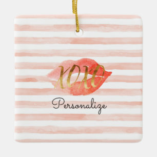 Ornamento De Cerâmica Beijo XOXO de Aquarela Dourado, cor-de-rosa, branc