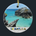 Ornamento De Cerâmica Bermudas Blue Ocean Rocky Beach Foto de Natal<br><div class="desc">Mostre seu amor pelo país das Bermudas nesta temporada de festas com este Enfeites de natal festivo apresentando uma foto de uma bela praia rochosa no oceano azul das Bermudas!</div>