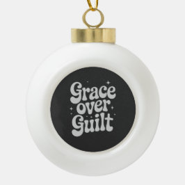 Ornamento De Cerâmica Bola Grace sobre Guilda