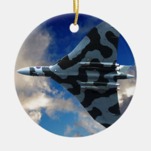 Ornamento De Cerâmica Bombardeiro de Vulcan em vôo