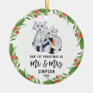 Ornamento De Cerâmica Bonita Raccoon Primeiro Natal Como Sr. e Sra. Casa