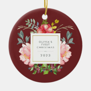 Ornamento De Cerâmica Bonito Girly Flowers Bebê é o primeiro Natal