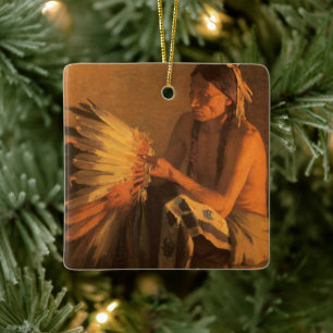 Ornamento De Cerâmica Bonnet da Guerra Antiga por Joseph Henry Sharp