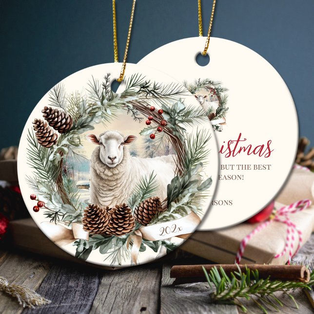 Ornamento De Cerâmica Bovinos brancos, fazenda, pinheira, coroa (White sheep farm animal Christmas pinecone wreath Ceramic Ornament)