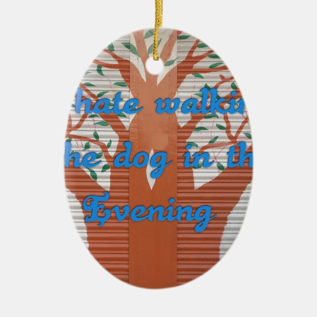 Ornamento De Cerâmica "Cachorro da Noite Caminhando Pão" - Odeio Caminha (Frente)